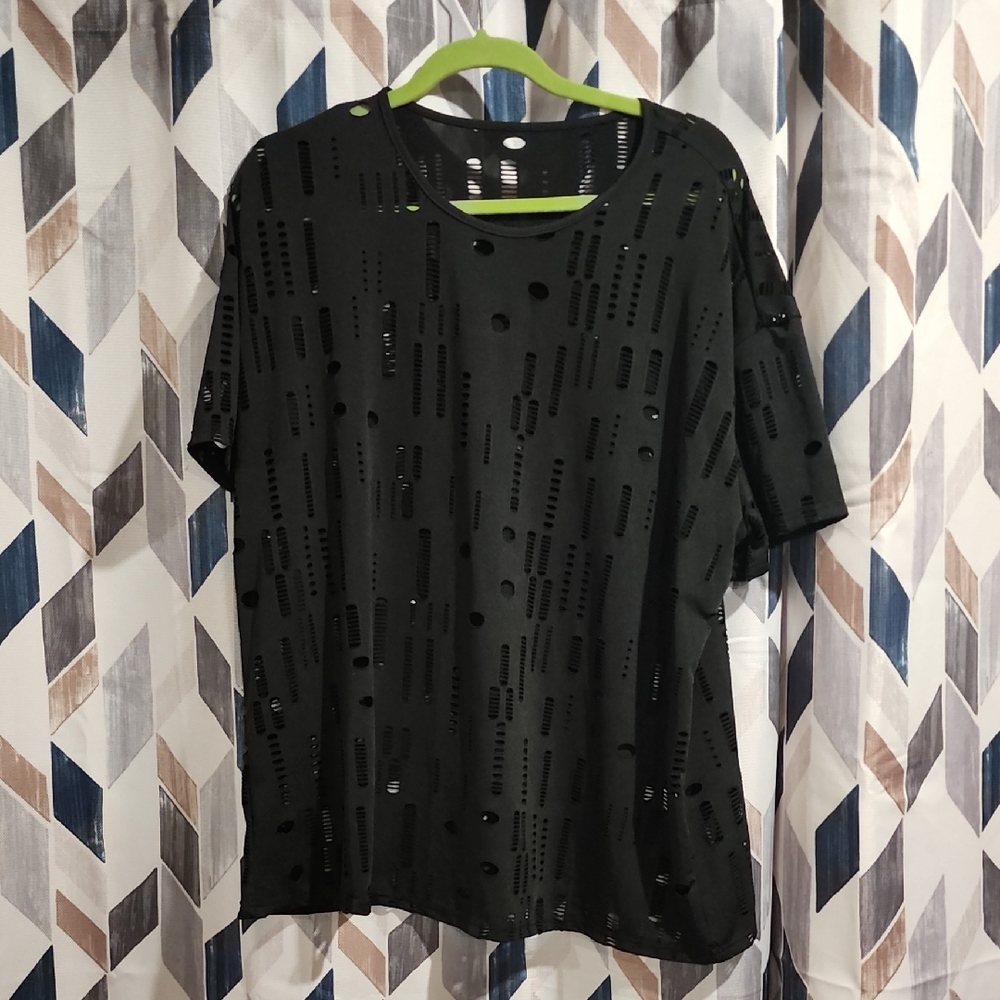 SHEIN Black Short Sleeve Top with Cutout Design